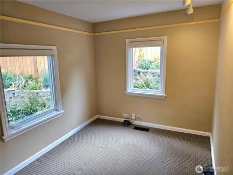 2822 Prosch Avenue W Seattle WA 98119