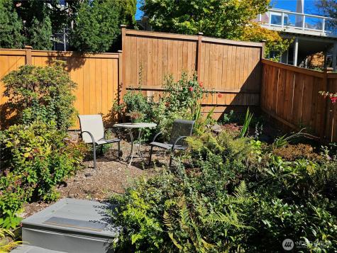2822 Prosch Avenue W Seattle WA 98119