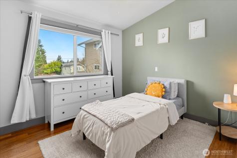 6205 NE 196th Street Kenmore WA 98028