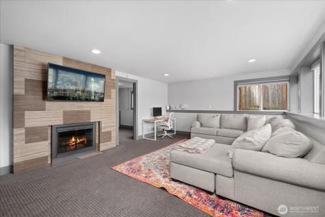 6205 NE 196th Street Kenmore WA 98028