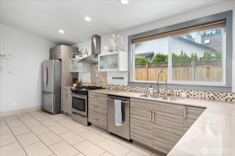 6205 NE 196th Street Kenmore WA 98028