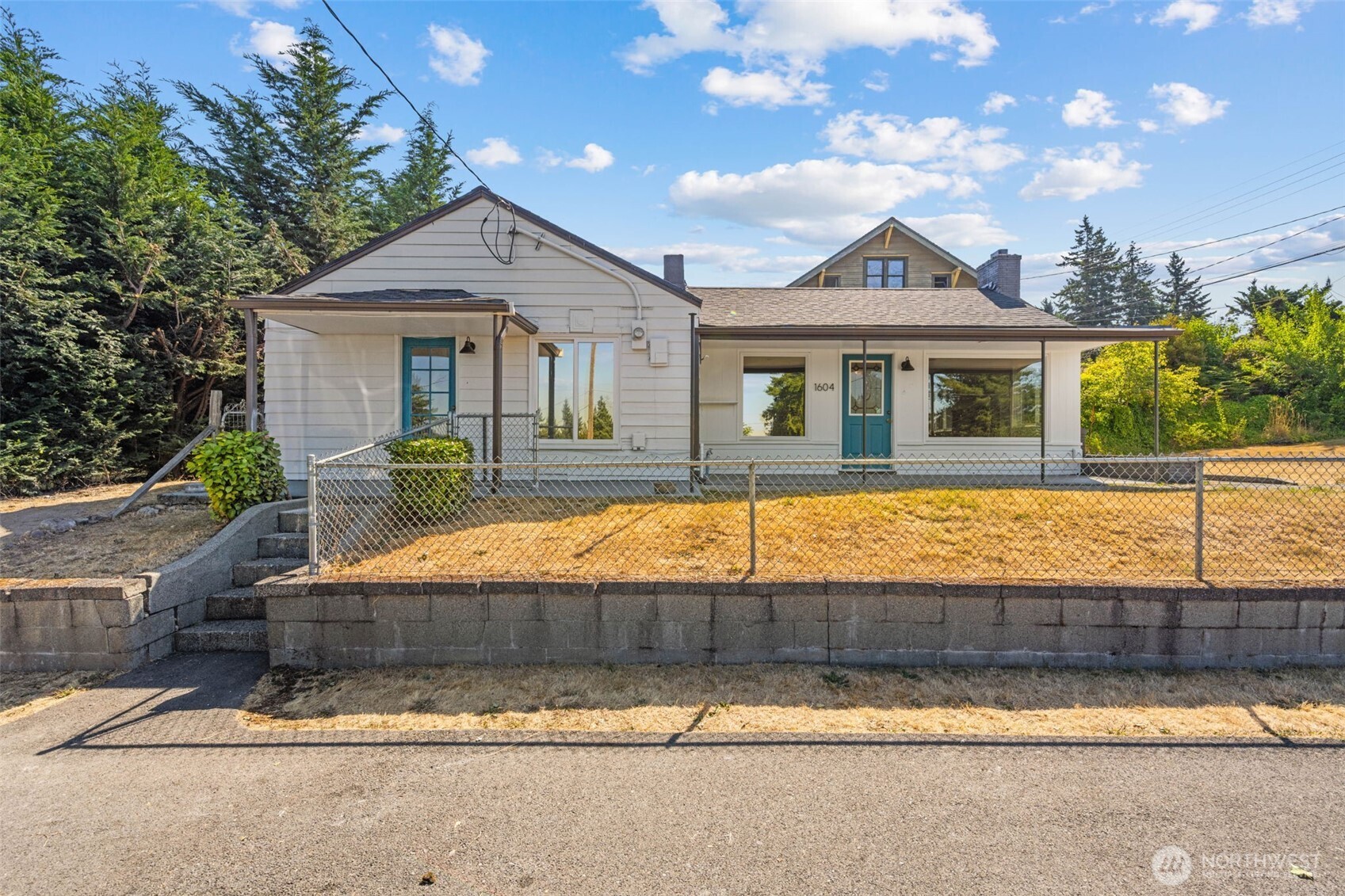 1604 Juniper Street Milton WA 98354