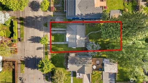 5654 48th Avenue SW Seattle WA 98136