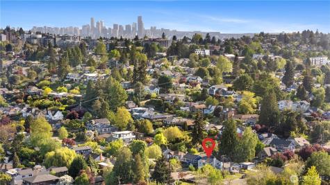 5654 48th Avenue SW Seattle WA 98136
