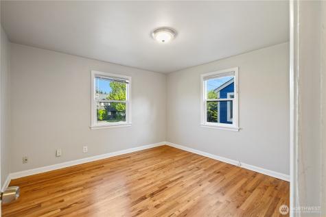 5654 48th Avenue SW Seattle WA 98136