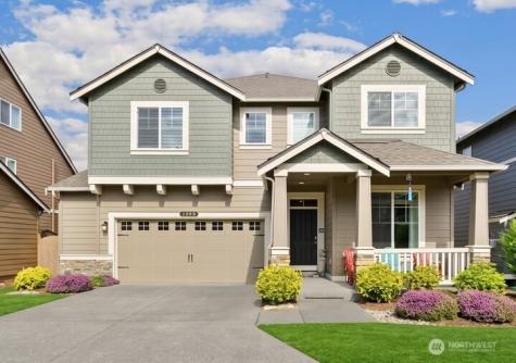 1009 32nd Street NW Puyallup WA 98371