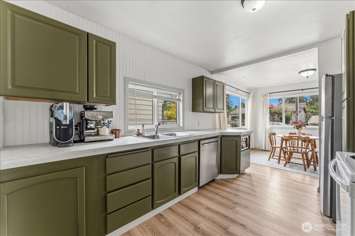 114 Cherry Street NW Castle Rock WA 98611