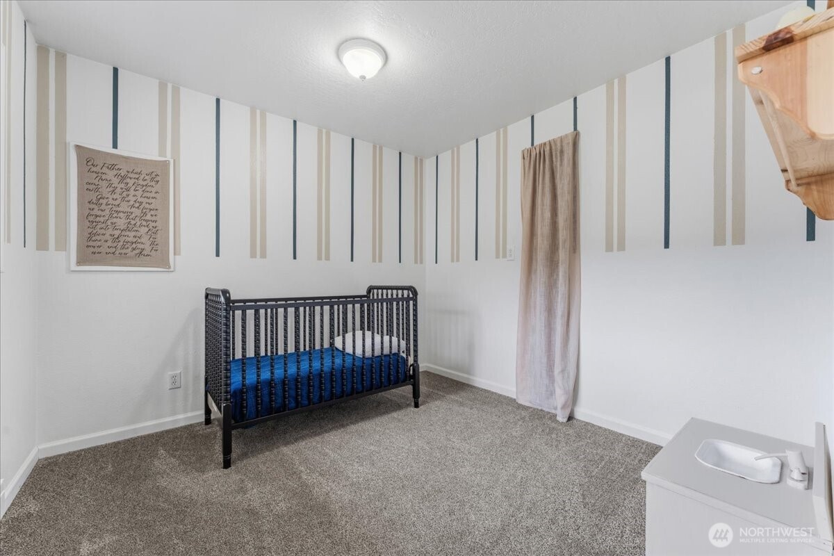 114 Cherry Street NW Castle Rock WA 98611