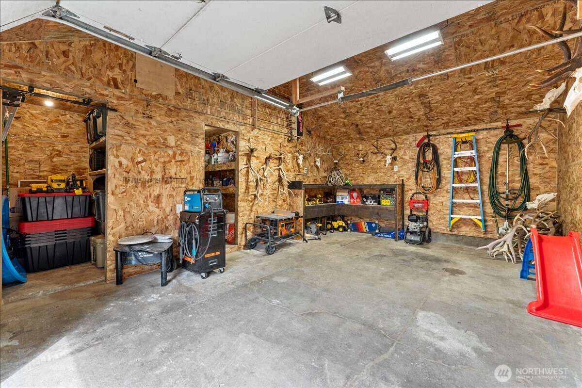 114 Cherry Street NW Castle Rock WA 98611