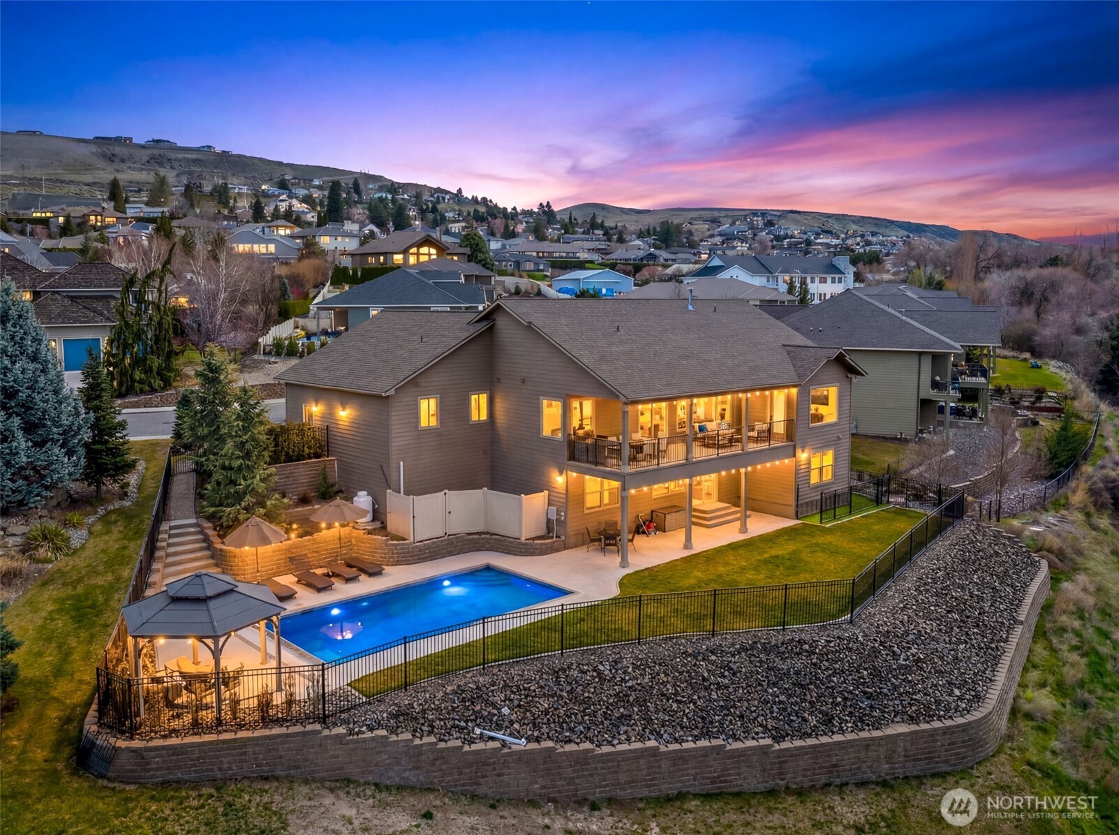 317 Stoneridge Drive East Wenatchee WA 98802