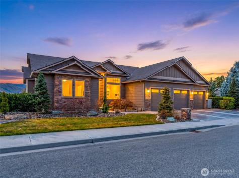 317 Stoneridge Drive East Wenatchee WA 98802