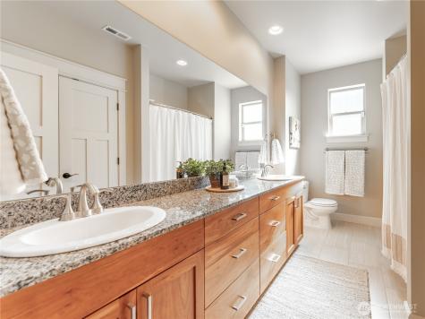 317 Stoneridge Drive East Wenatchee WA 98802
