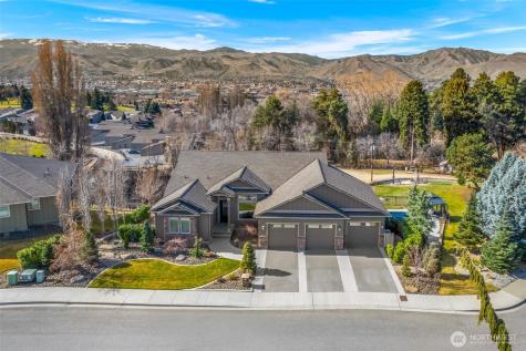 317 Stoneridge Drive East Wenatchee WA 98802