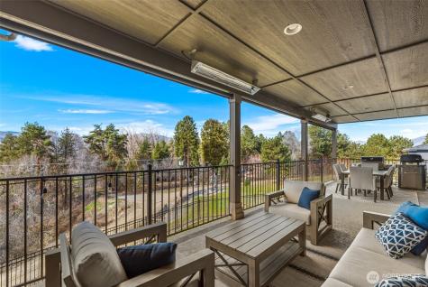 317 Stoneridge Drive East Wenatchee WA 98802