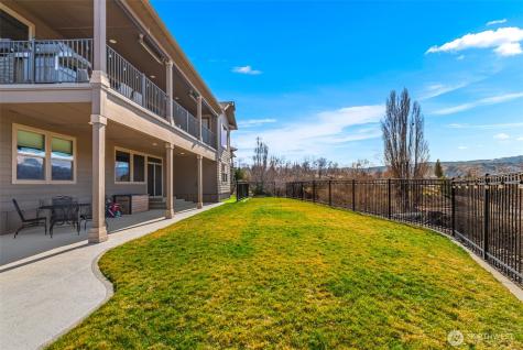 317 Stoneridge Drive East Wenatchee WA 98802