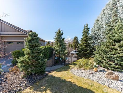 317 Stoneridge Drive East Wenatchee WA 98802