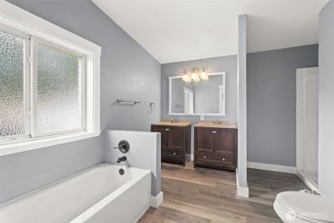 32206 71st Avenue Avenue S Roy WA 98580