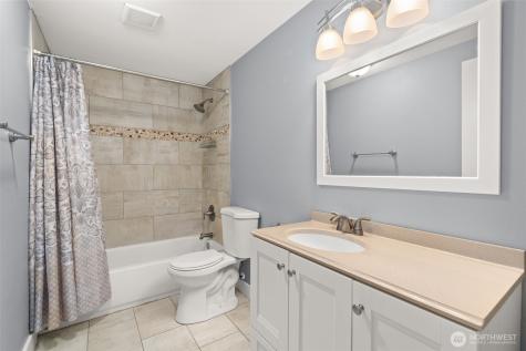 32206 71st Avenue Avenue S Roy WA 98580