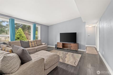 32206 71st Avenue Avenue S Roy WA 98580