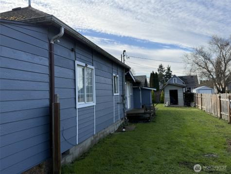 319 E Section Street Mount Vernon WA 98273