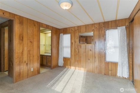 52 Engh Road Omak WA 98841