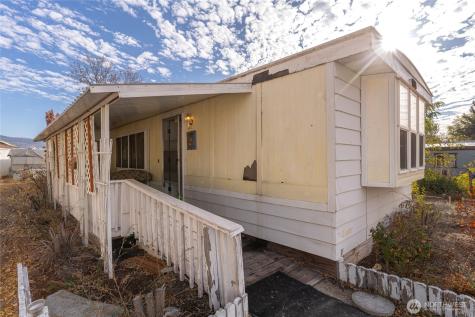 52 Engh Road Omak WA 98841