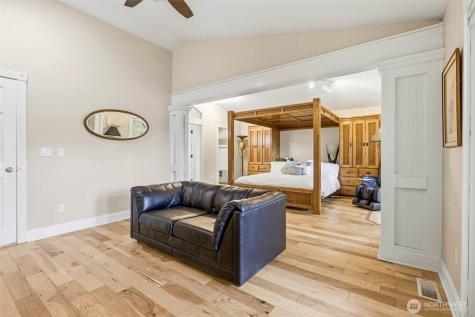 3413 Eastlake Drive West Richland WA 99353