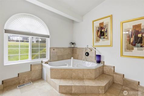3413 Eastlake Drive West Richland WA 99353