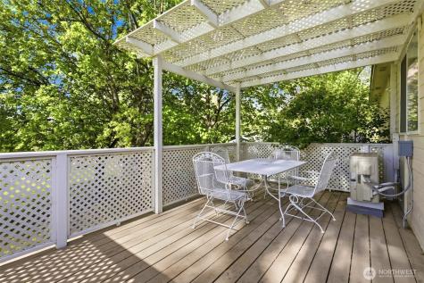 3413 Eastlake Drive West Richland WA 99353
