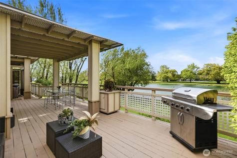 3413 Eastlake Drive West Richland WA 99353