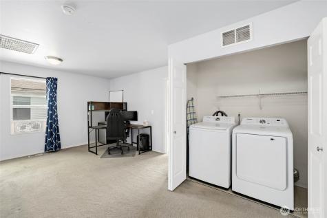 18412 95th Avenue Ct E Puyallup WA 98375