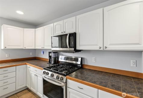 18412 95th Avenue Ct E Puyallup WA 98375