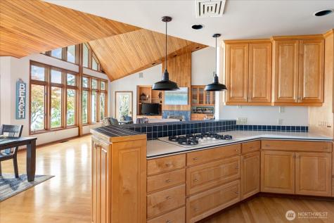 4486 Villarreal Lane Oak Harbor WA 98277