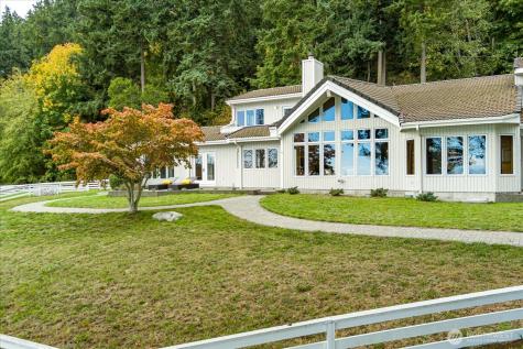 4486 Villarreal Lane Oak Harbor WA 98277
