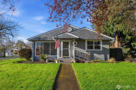 2748 Field Street Longview WA 98632