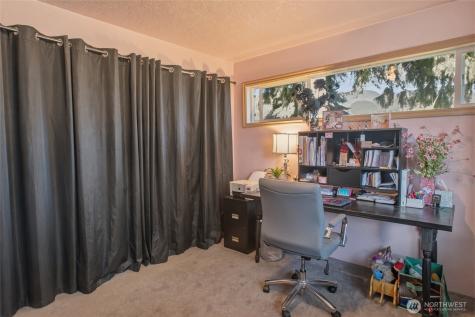 2748 Field Street Longview WA 98632