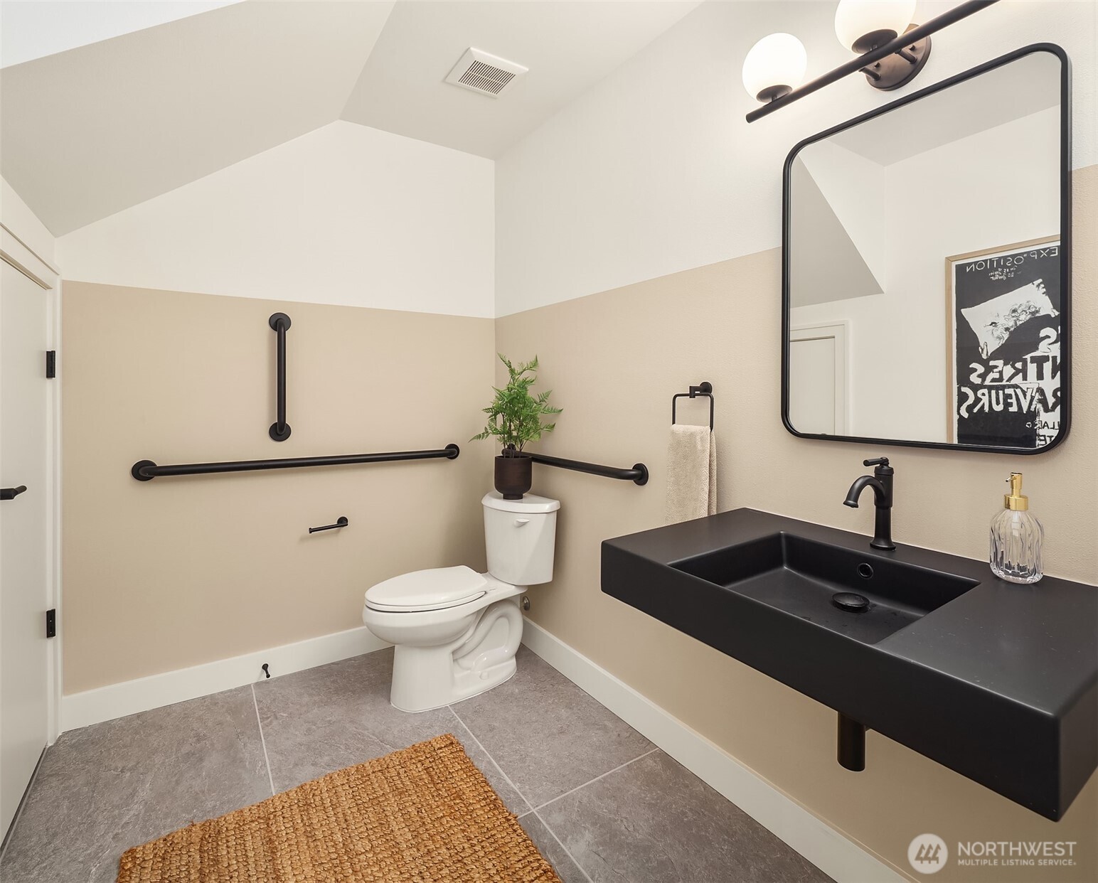 614 5th Avenue S Edmonds WA 98020