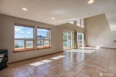 257 Chaparral Street SE Ocean Shores WA 98569