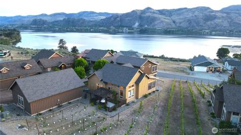 130 Village Way Oroville WA 98844