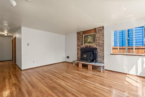 13721 37th Avenue NE Seattle WA 98125