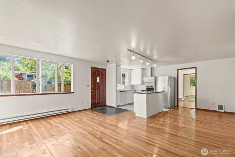 13721 37th Avenue NE Seattle WA 98125