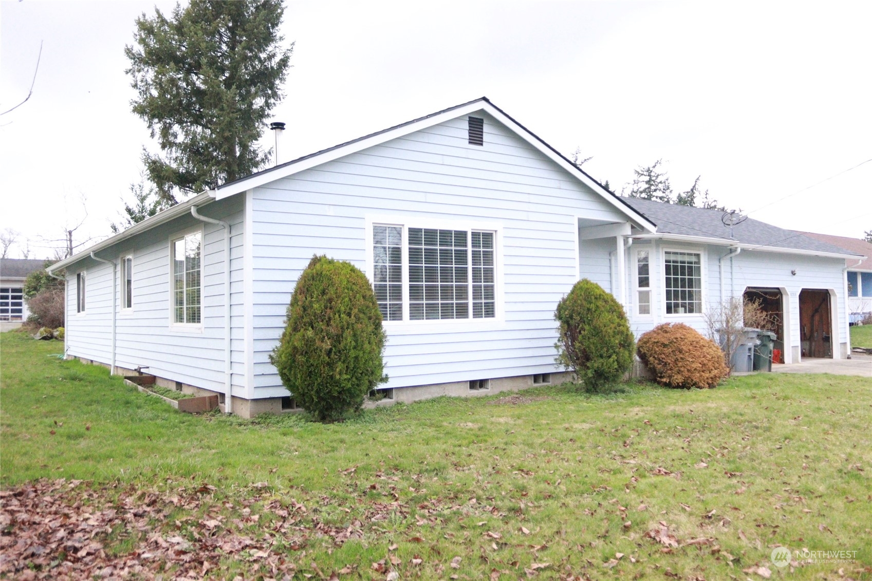 8208 14th Avenue E Tacoma WA 98404