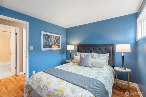 4829 S Kenny Street Seattle WA 98118