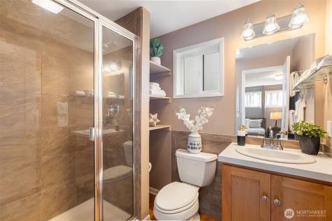 4829 S Kenny Street Seattle WA 98118