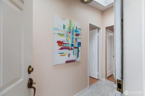 4829 S Kenny Street Seattle WA 98118
