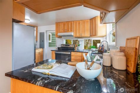4829 S Kenny Street Seattle WA 98118