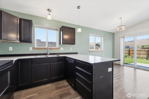117 Island Loop Road Rock Island WA 98850
