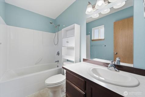 117 Island Loop Road Rock Island WA 98850