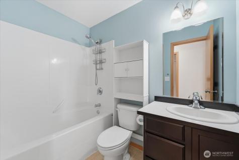 117 Island Loop Road Rock Island WA 98850