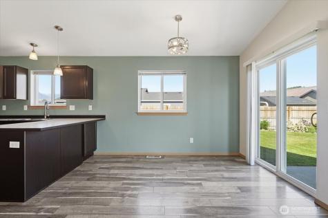 117 Island Loop Road Rock Island WA 98850